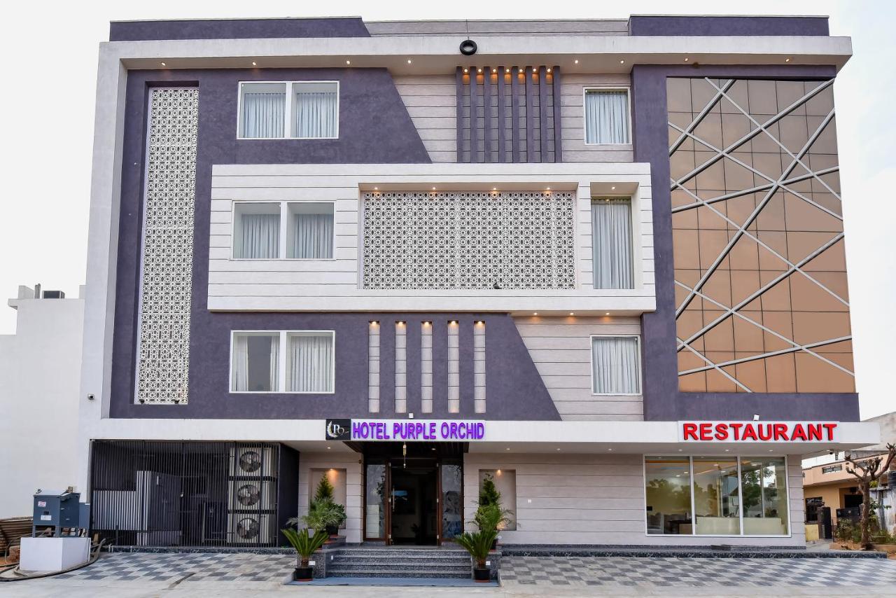 Hotel Purple Orchid Jaipur Ngoại thất bức ảnh