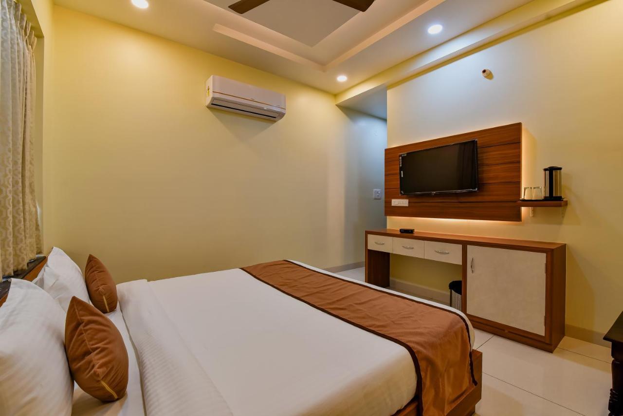 Hotel Purple Orchid Jaipur Ngoại thất bức ảnh